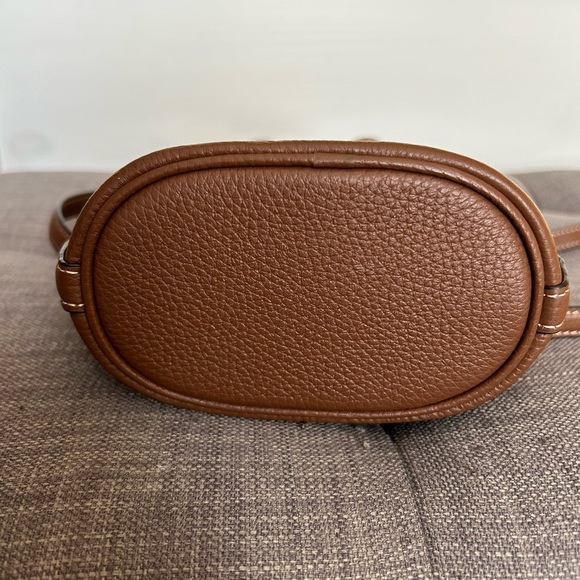 New Coach brown mini bucket bag 😍 - Picture 7 of 9